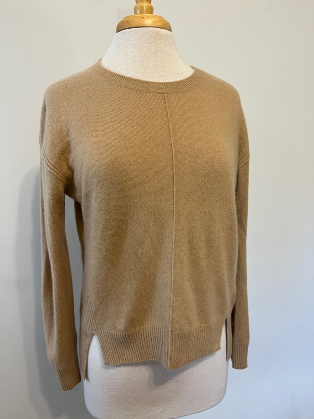 Maje 100% cashmere sweater Size Small Camel New York Retail $375